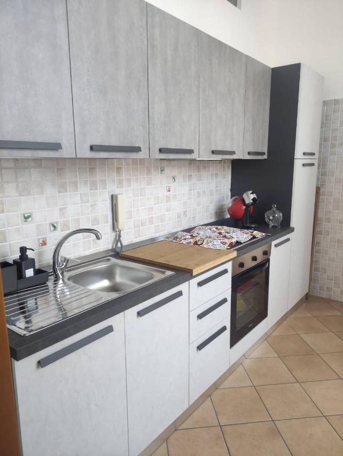A Casa Justa Holiday House City Center Apartment Наполи Екстериор снимка