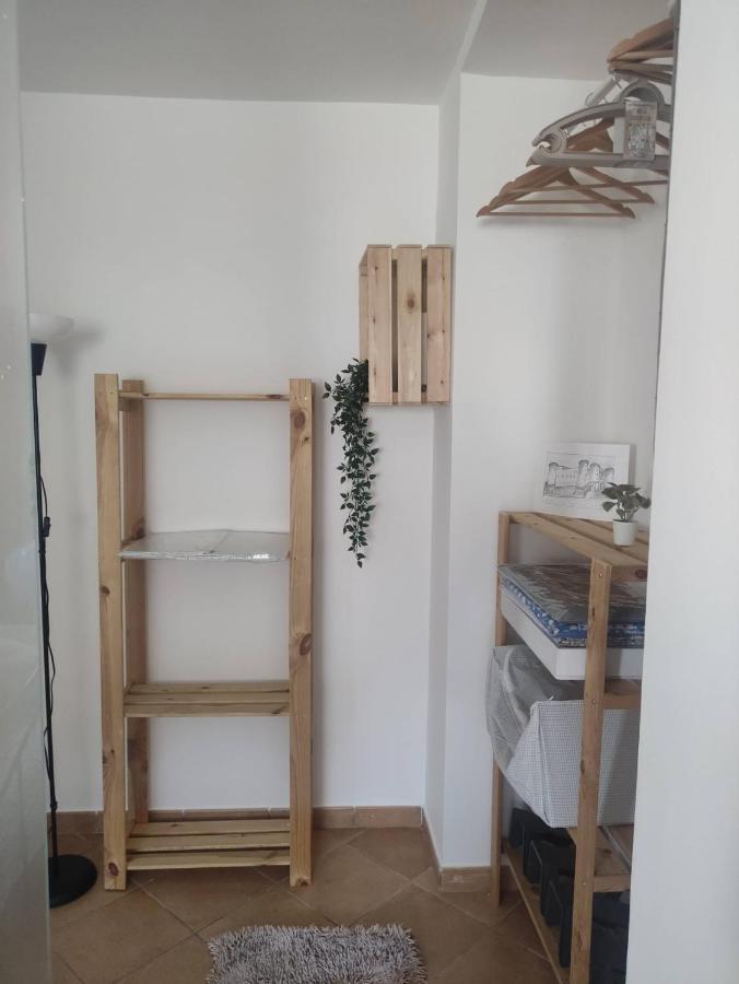 A Casa Justa Holiday House City Center Apartment Наполи Екстериор снимка